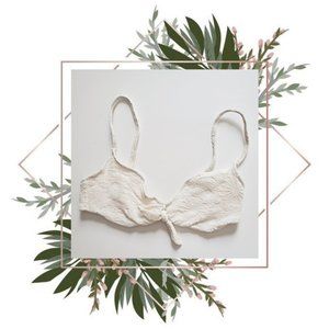 𝙇𝘼𝙎𝙏 𝘾𝙃𝘼𝙉𝘾𝙀! ZARA | Ecru bikini top